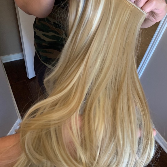 Blonde wig